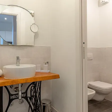 Moderno Loft A Due Passi Dal Lago * Torno