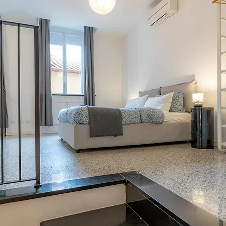 شقة Moderno Loft A Due Passi Dal Lago