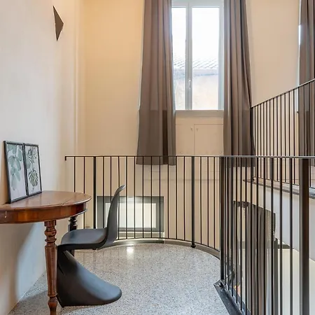 Moderno Loft A Due Passi Dal Lago * تورنو